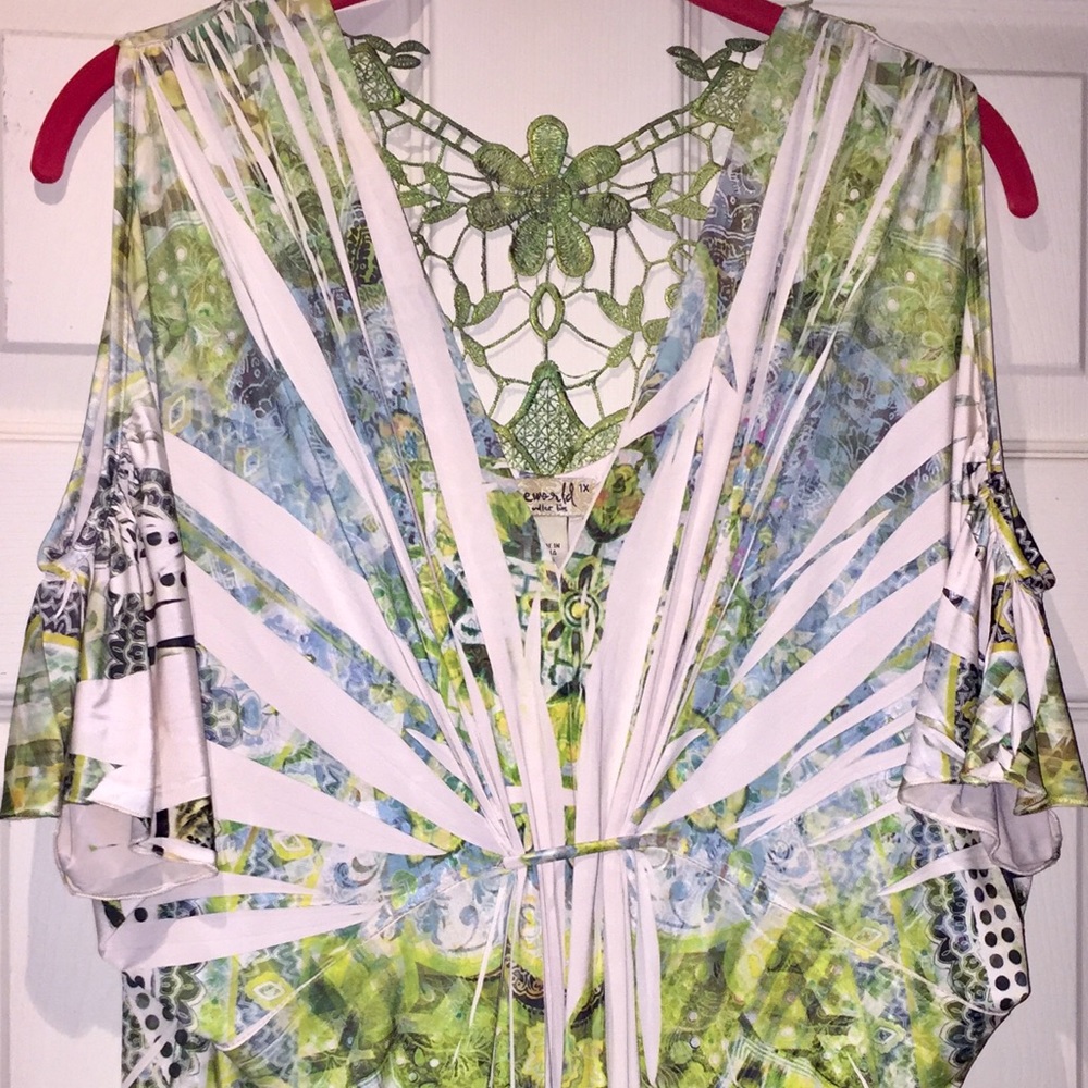 One World Maxi Dress 💚 - Picture 2 of 8